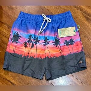 Men’s Island Haze swim trunks, has netting, new with tags, has pockets